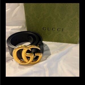 Gucci Black Leather Marmont belt